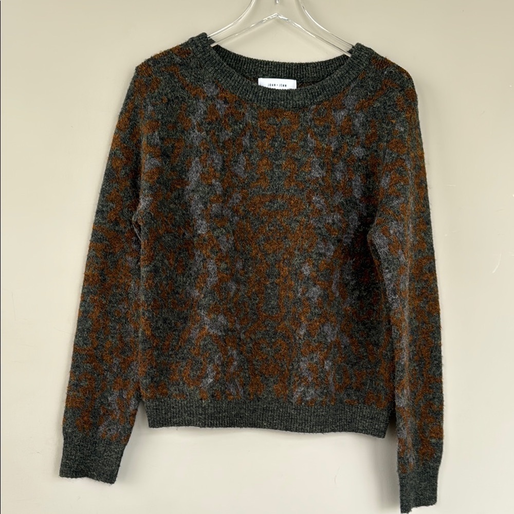 John + Jenn Evereve Cozy Sweater Size Medium
